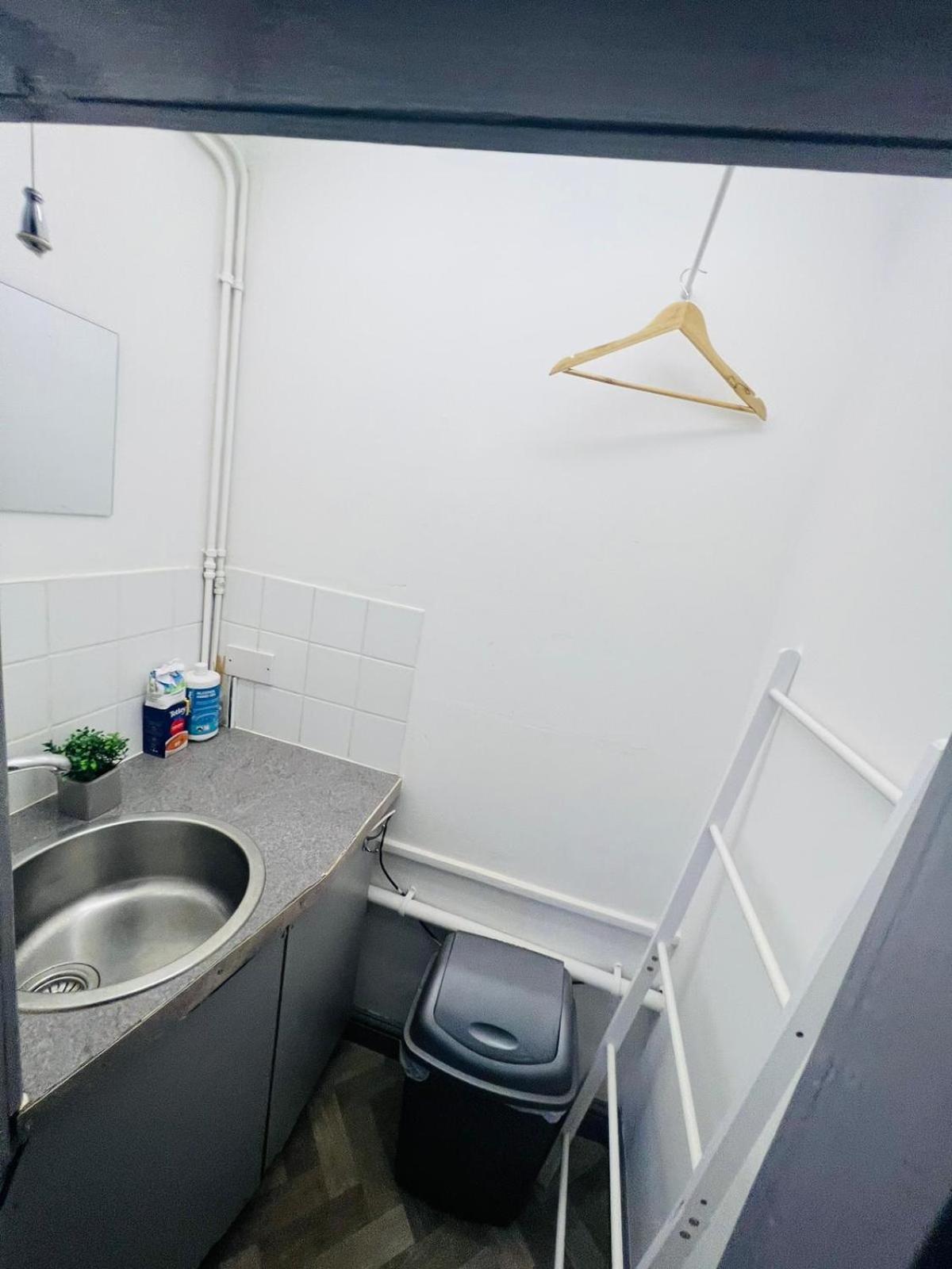 Lincoln City Centre Rooms P&S Ngoại thất bức ảnh