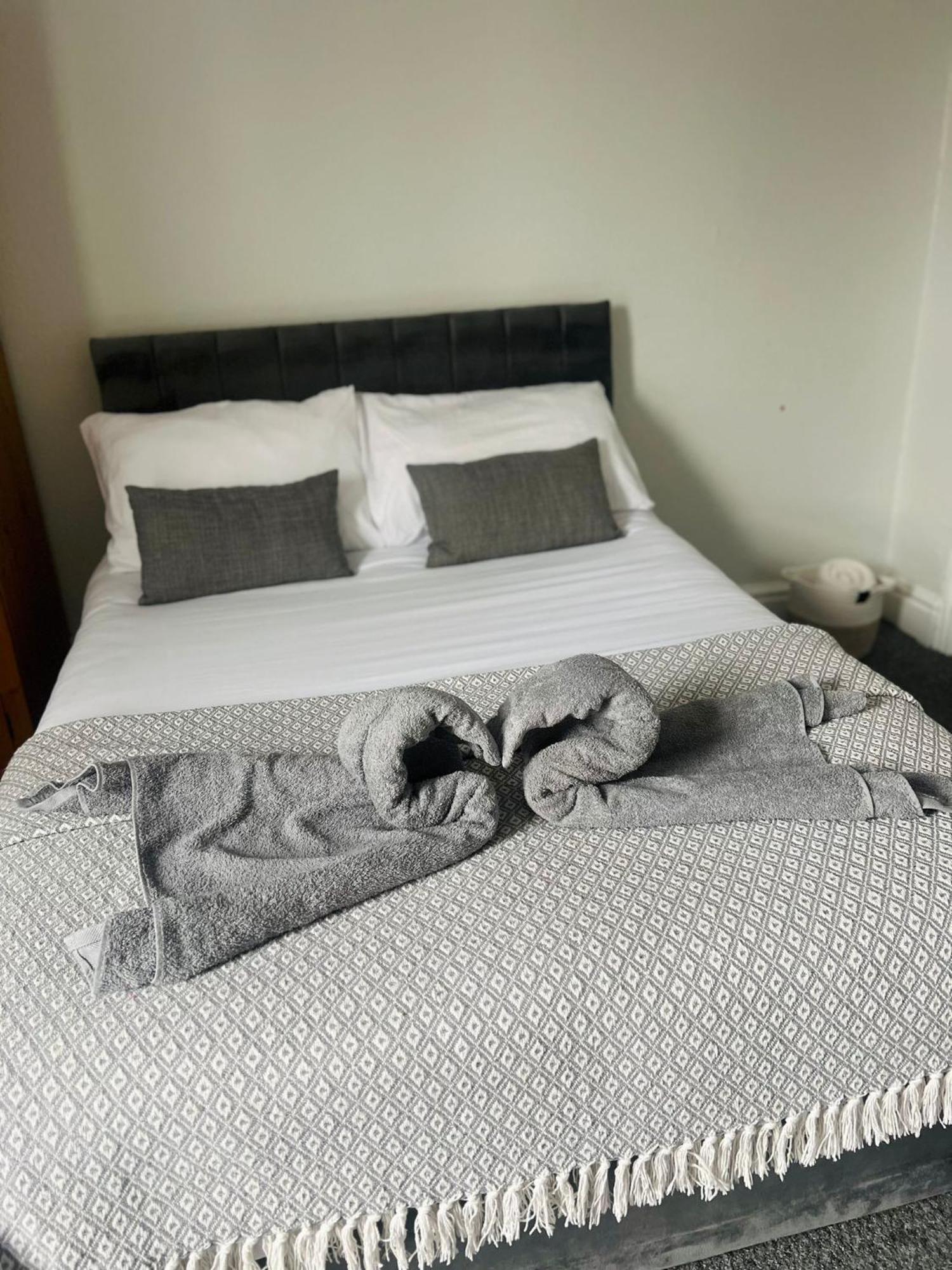 Lincoln City Centre Rooms P&S Ngoại thất bức ảnh