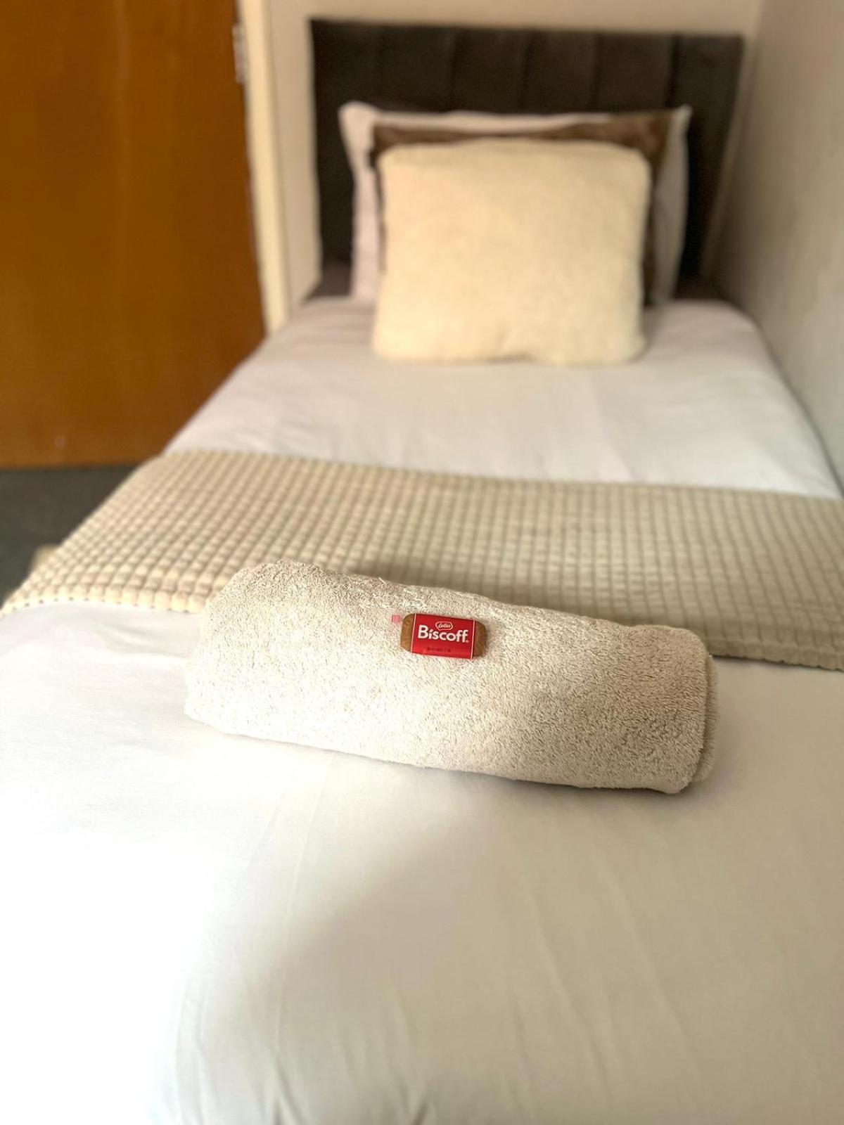 Lincoln City Centre Rooms P&S Ngoại thất bức ảnh
